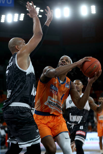 从汗水到荣 从汗水到荣