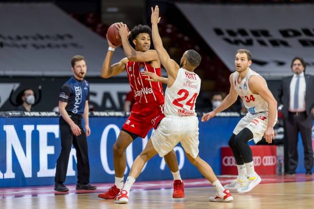 在短短12 在短短12