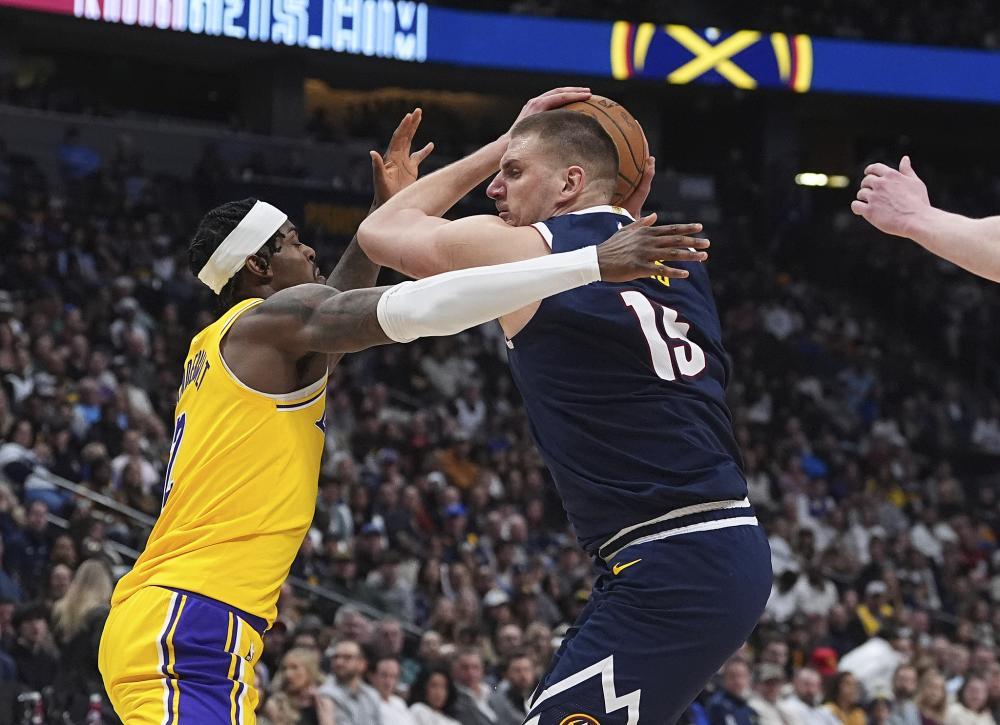 他们在中场 他们在中场